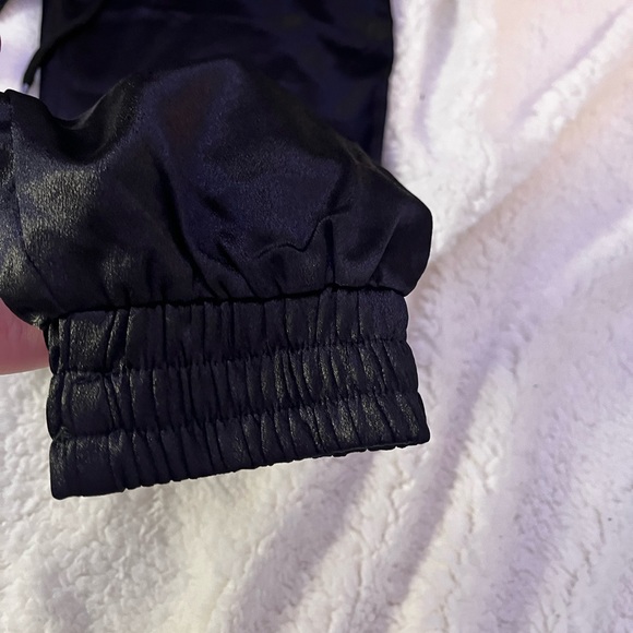NWT Boohoo Black Satin Utility Jogger Small - Picture 6 of 6